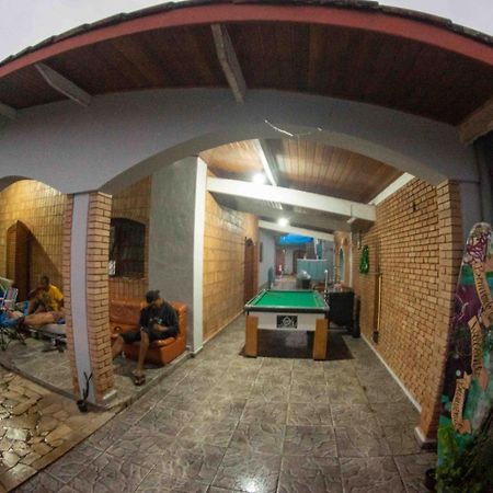 Casa 51 Hostel Ubatuba Esterno foto