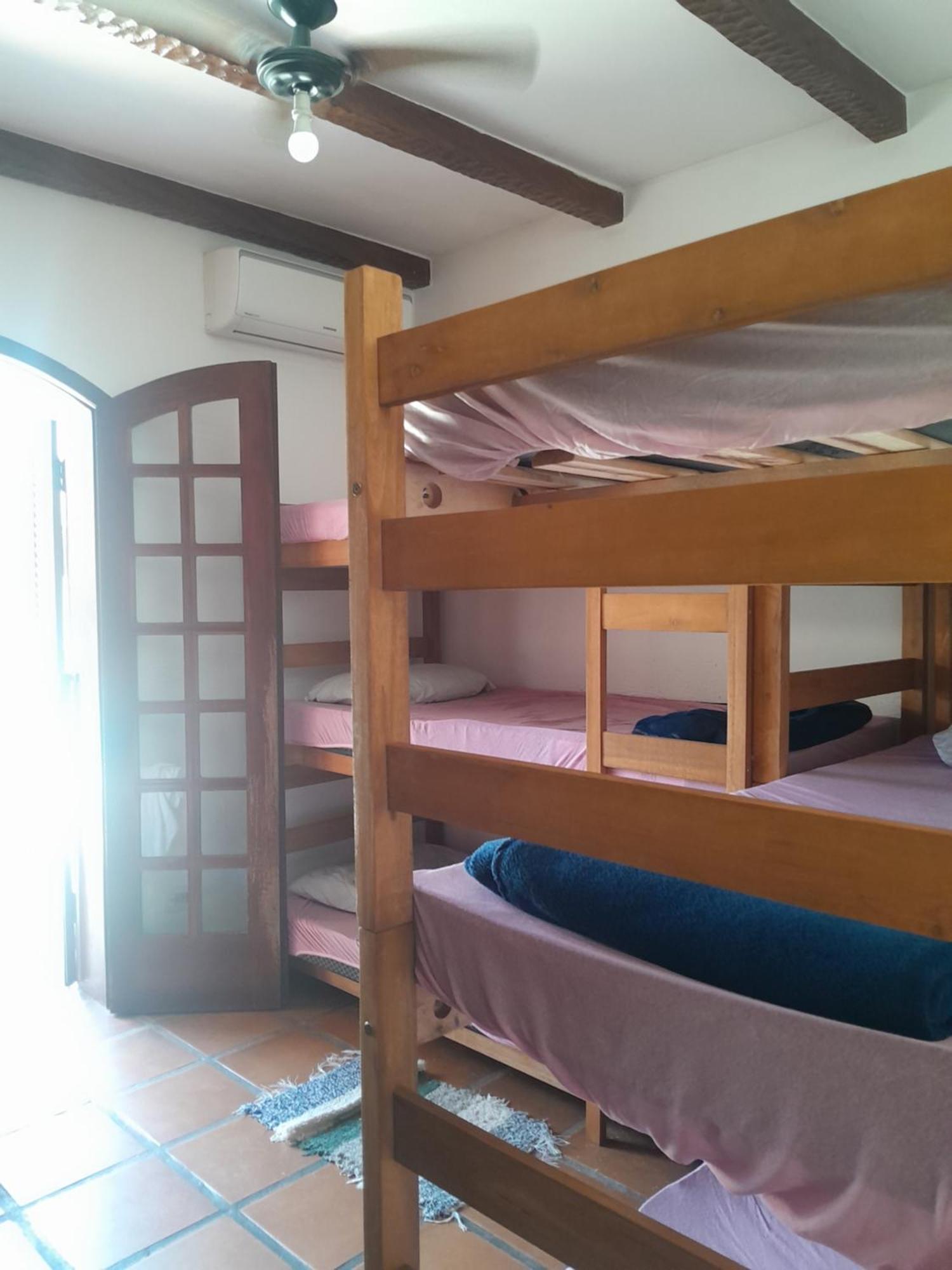 Casa 51 Hostel Ubatuba Esterno foto