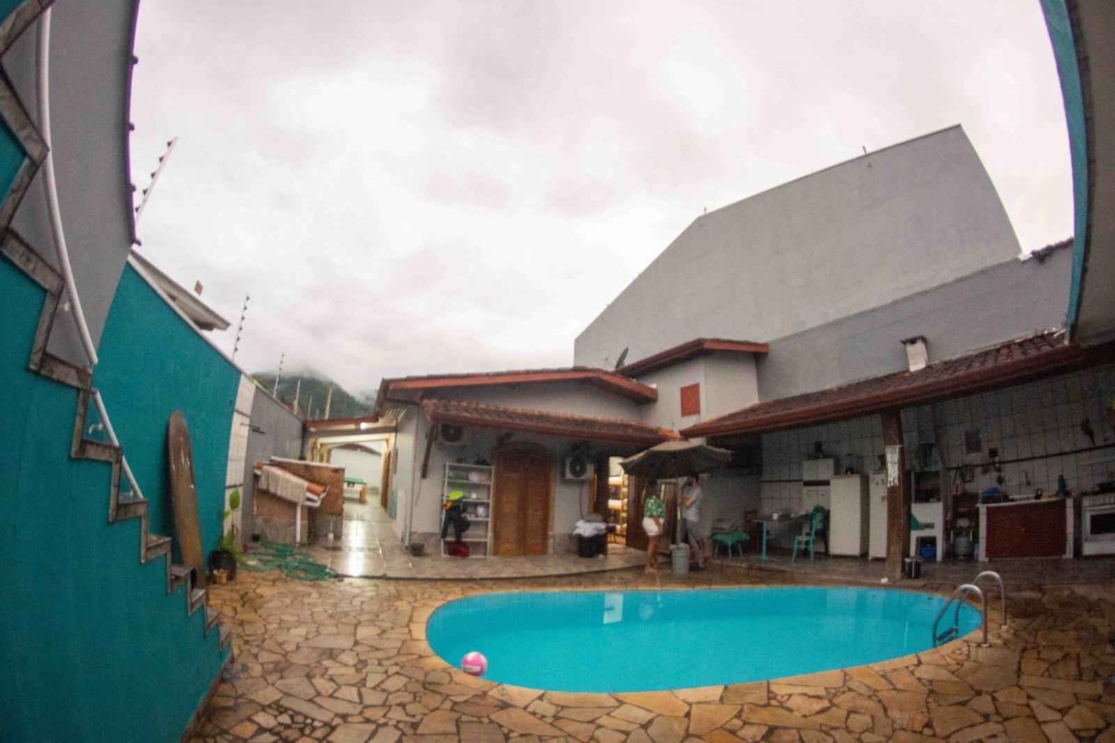 Casa 51 Hostel Ubatuba Esterno foto