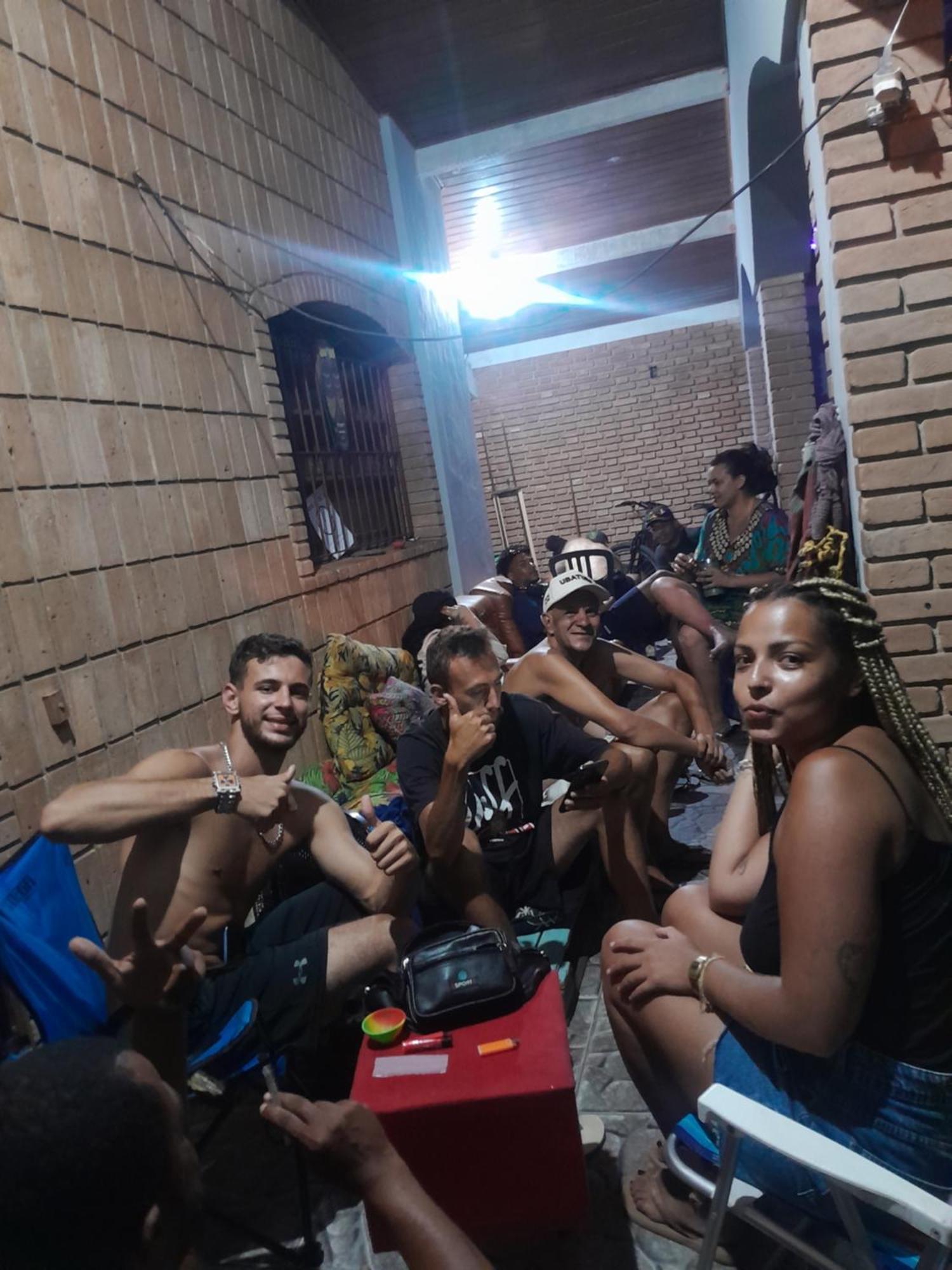 Casa 51 Hostel Ubatuba Esterno foto